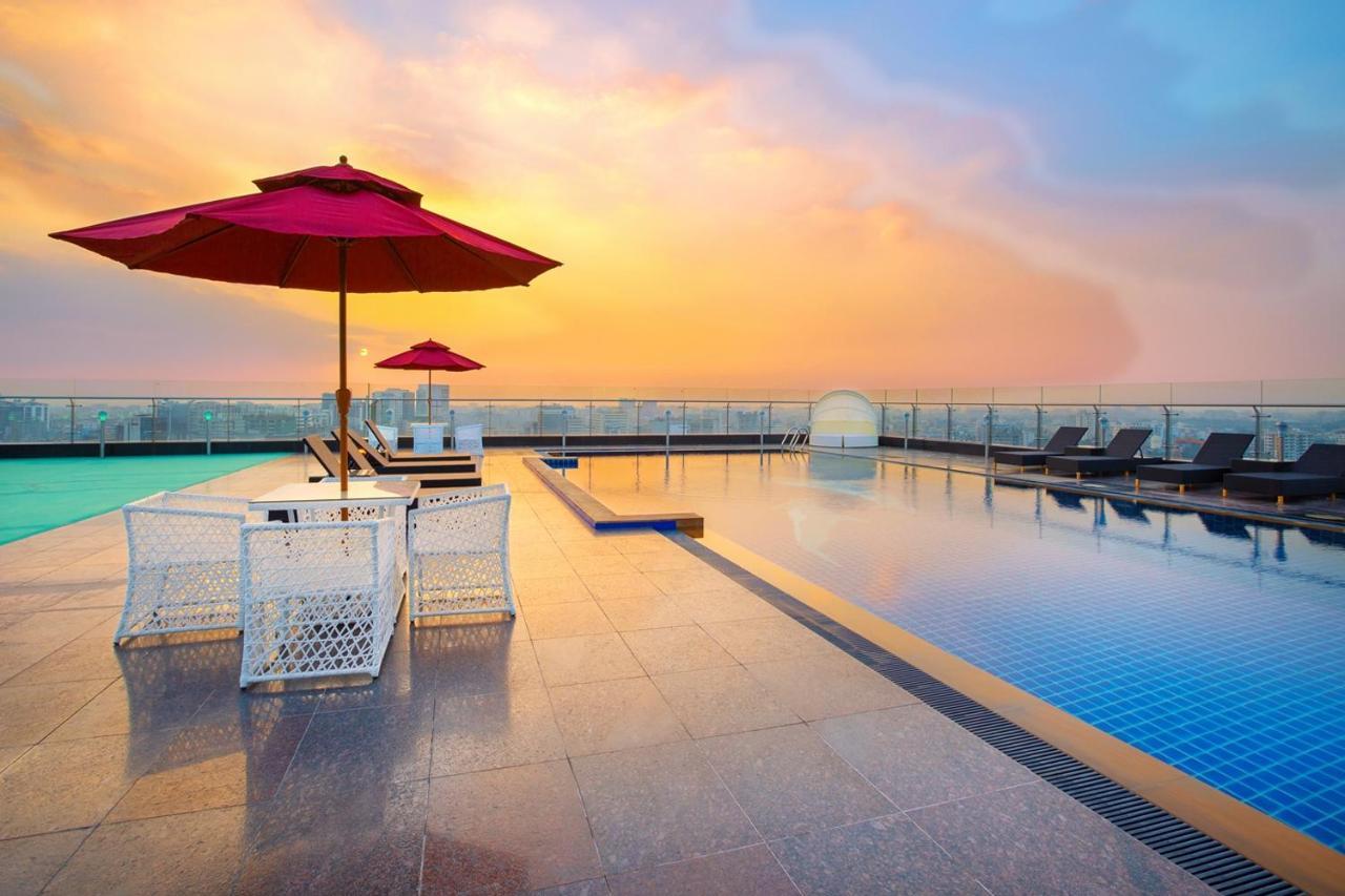 Holiday Inn Dhaka City Centre By Ihg Buitenkant foto